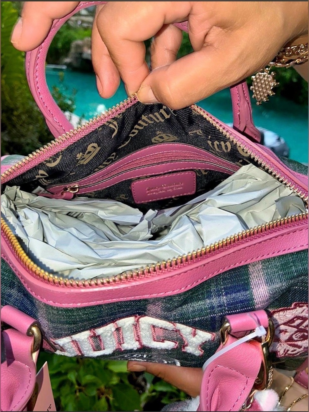 Juicy Couture Green /Pink Plaid Juicy Varsity Weekender set of 3 . - Picture 5 of 15